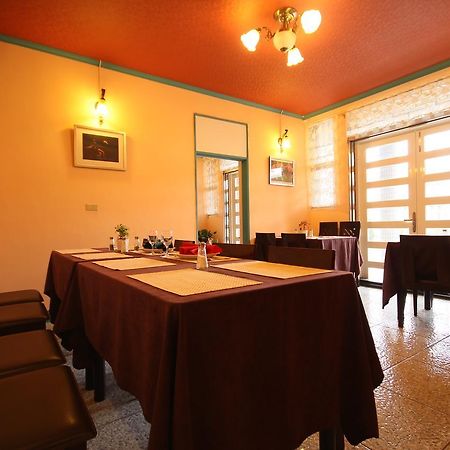 Tinto B&B Yilan Eksteriør billede