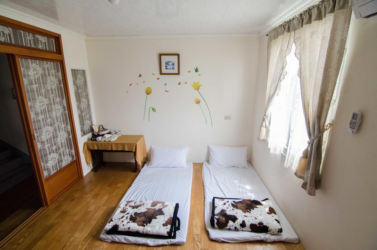 Tinto B&B Yilan Eksteriør billede
